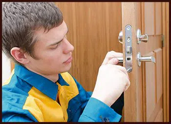 Usa Locksmith Service Chelsea, MA 617-580-9103 - 15-24-hour-locksmith